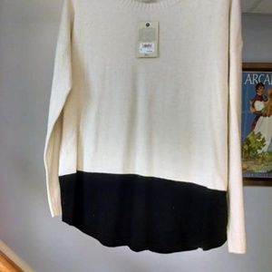Bass Woman's Pearl Combo Sweater - Size XL
